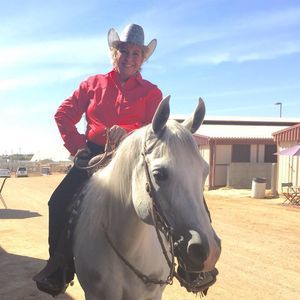 Meet your Posher, Joyce